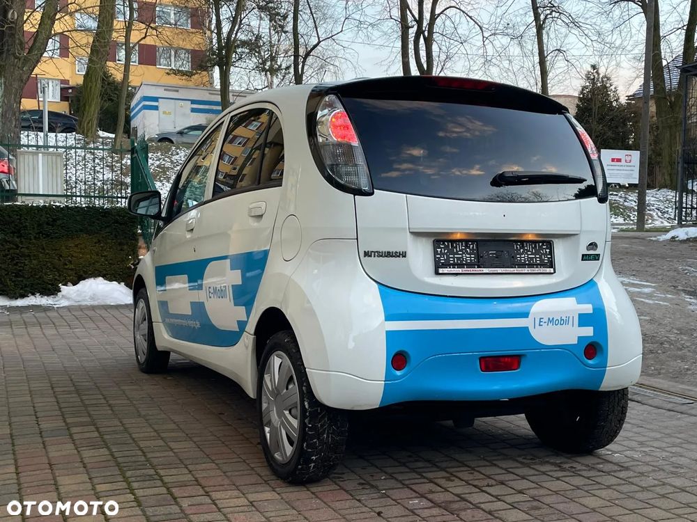 Mitsubishi i-MiEV Standard - 5