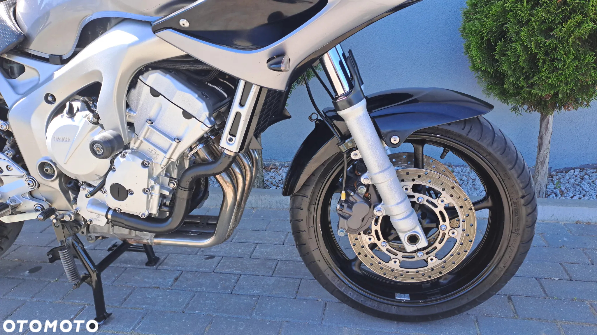 Yamaha FZ - 20