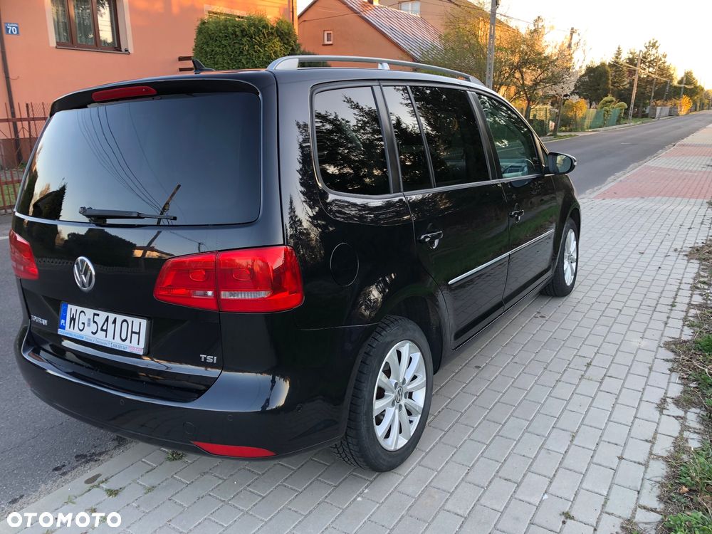 Volkswagen Touran 1.4 TSI Highline DSG - 5