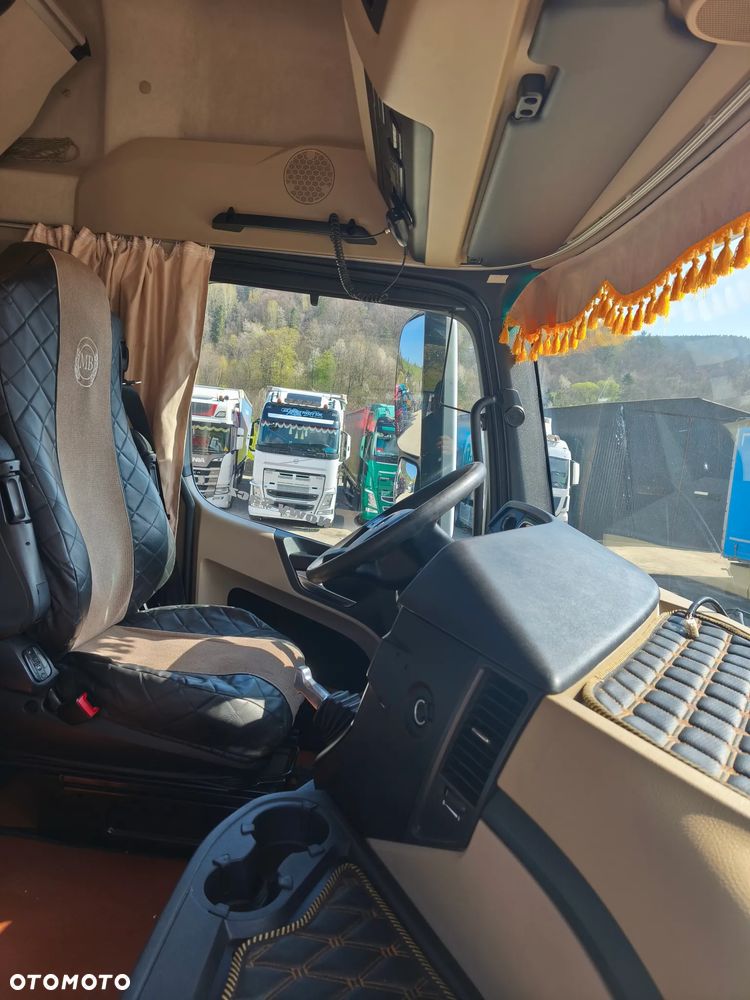 Mercedes-Benz ACTROS 18 450 - 8