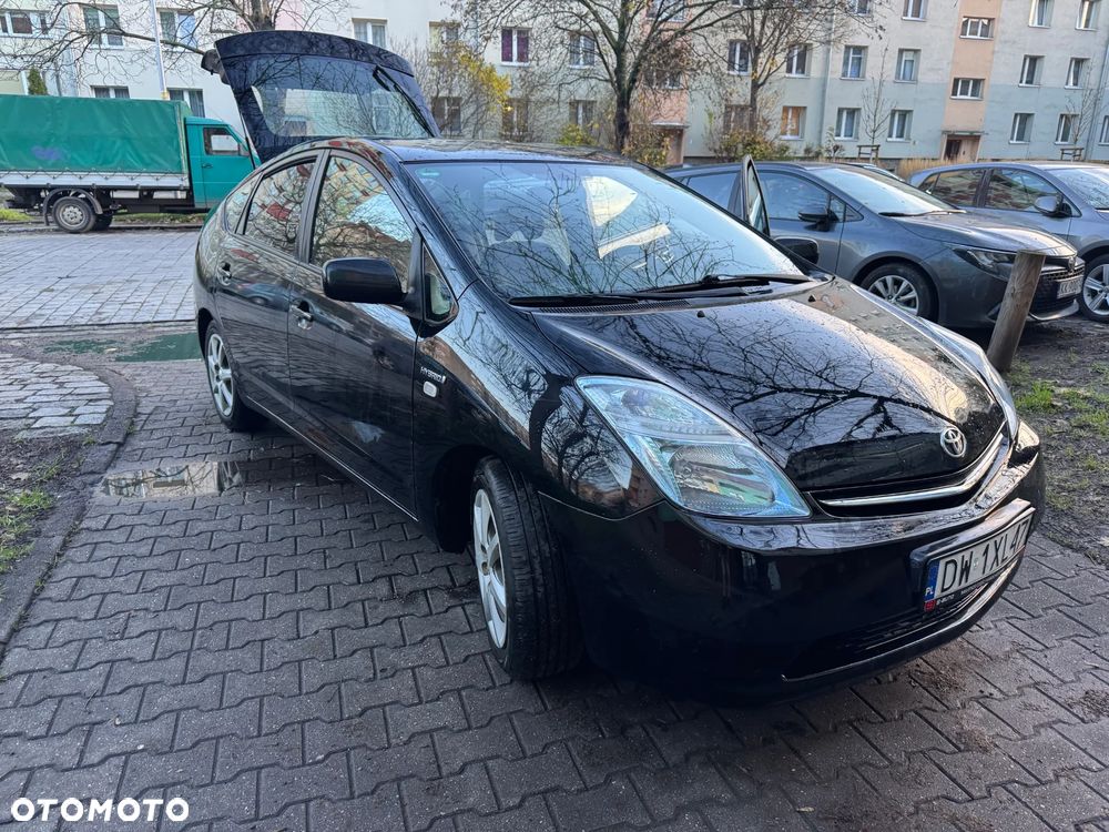 Toyota Prius 1.5 VVT-i Sol - 3