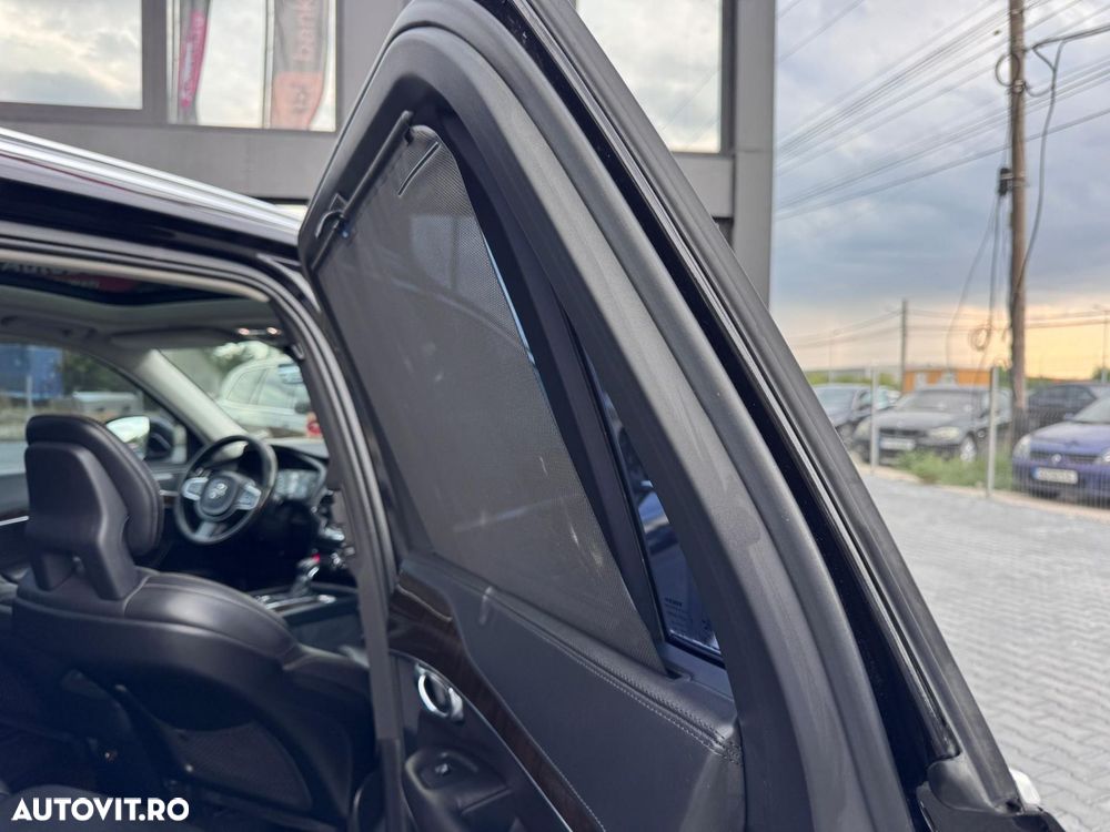Volvo XC 90 - 16