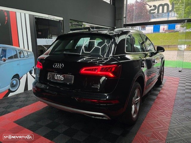 Audi Q5 2.0 TDI quattro Sport S-tronic - 4