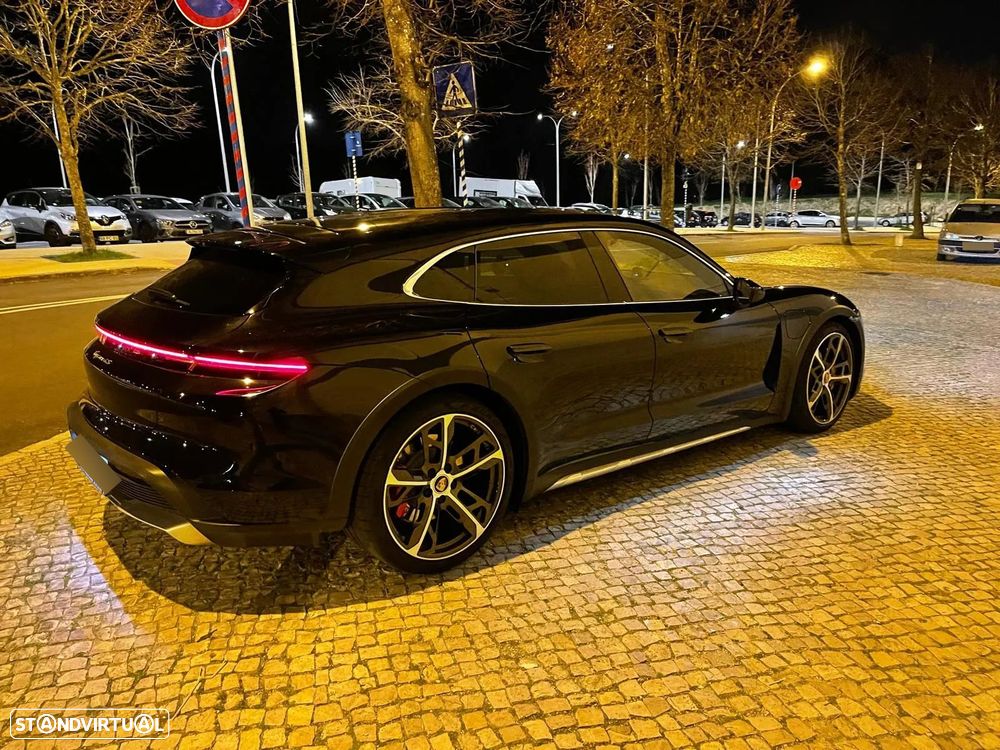 Porsche Taycan Cross Turismo ver-ct-4s - 4