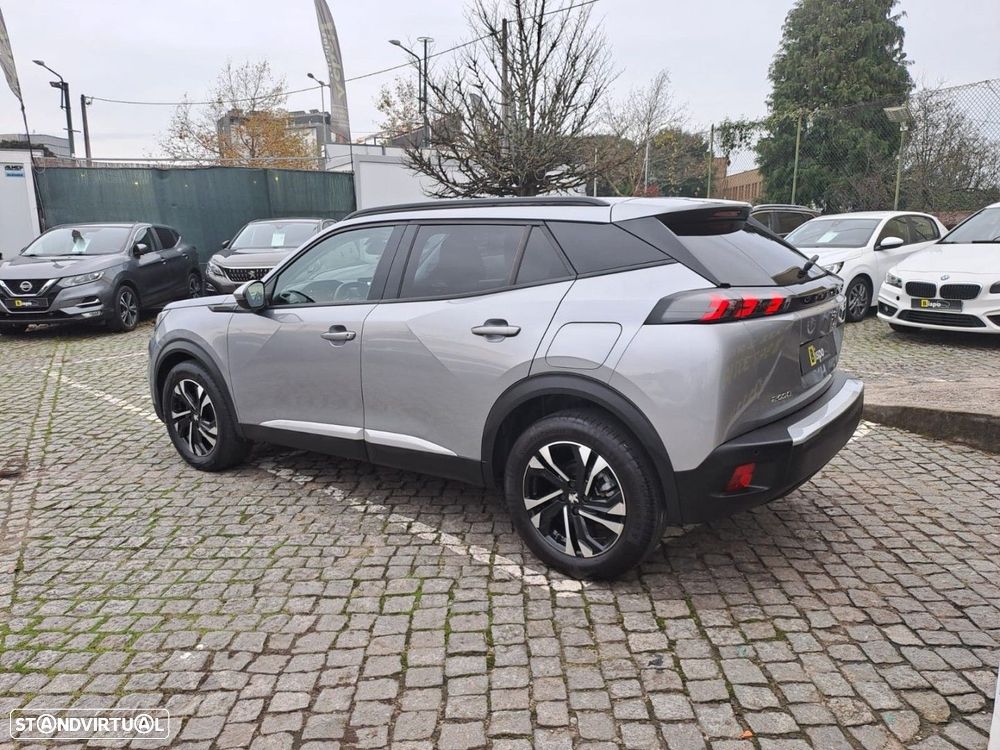 Peugeot 2008 1.2 PureTech Allure - 8