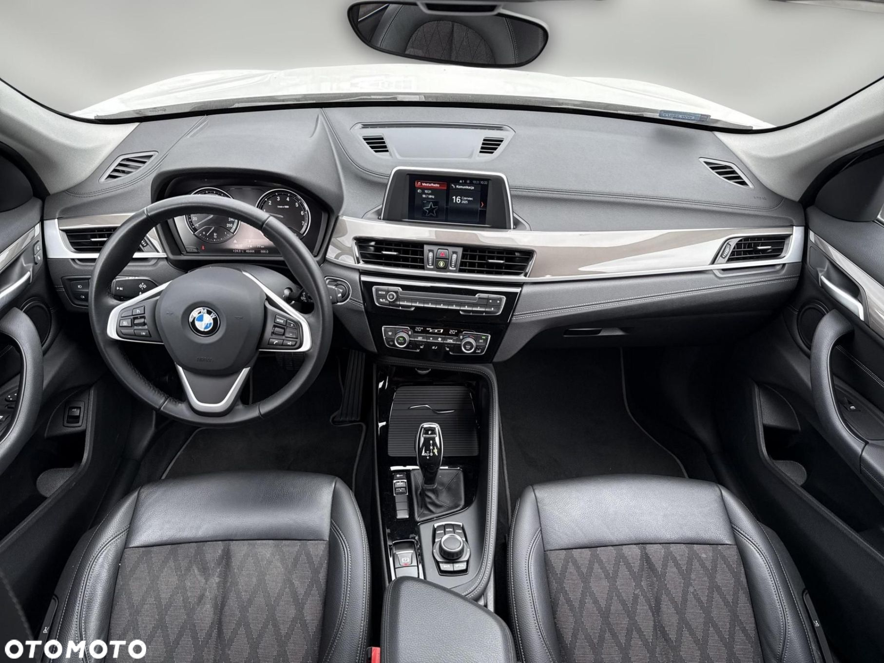 BMW X1 sDrive18i xLine - 23