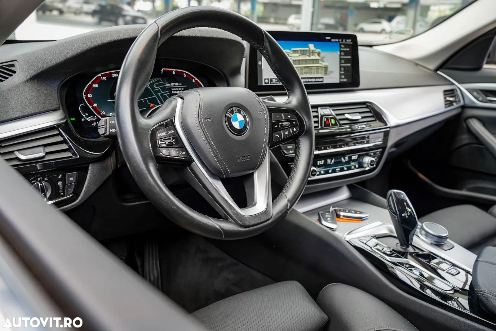 BMW Seria 5 530e Aut. - 11