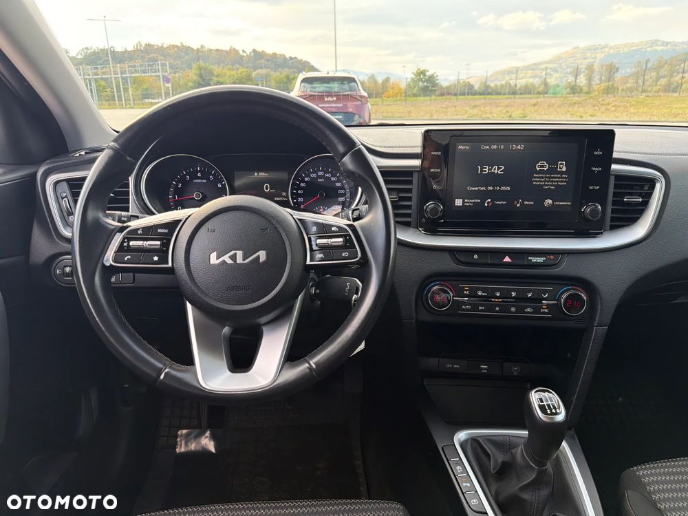 Kia XCeed 1.5 T-GDI M - 14