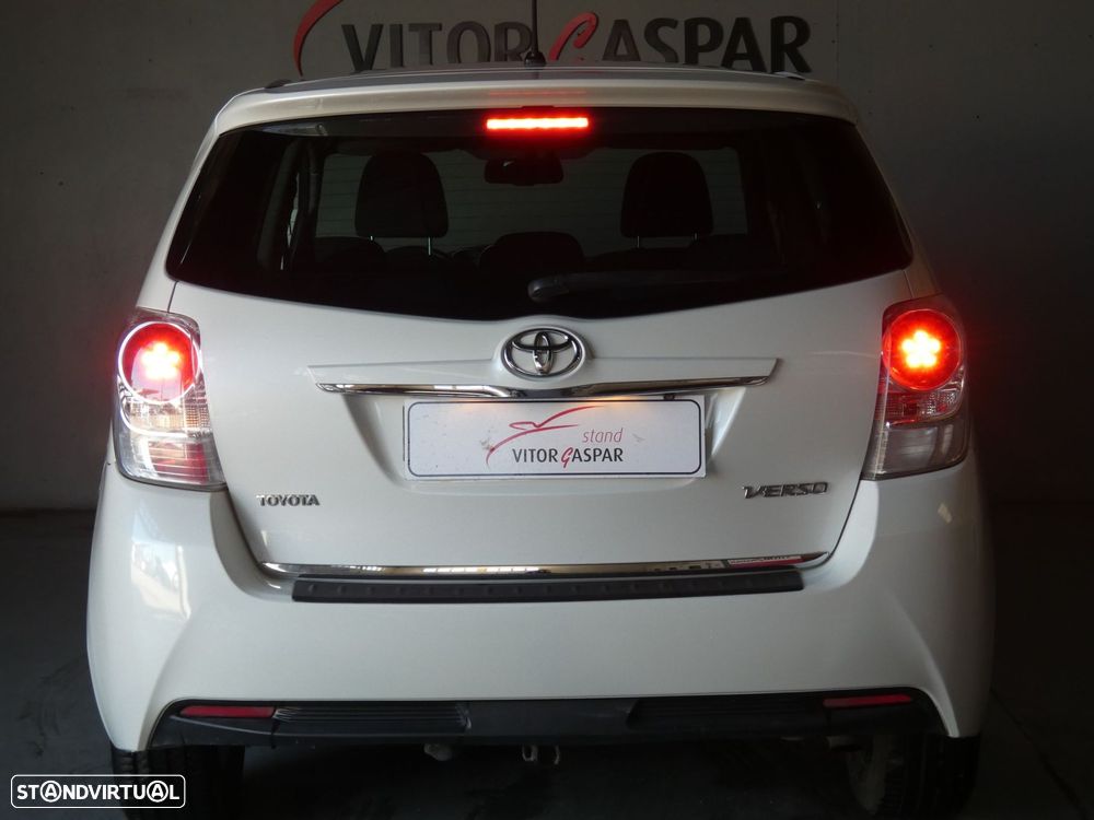 Toyota Verso 1.6 D-4D Comfort+GPS - 8