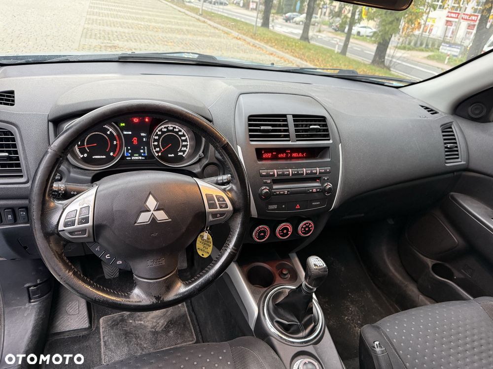 Mitsubishi ASX - 7