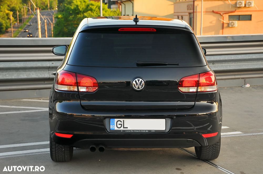 Volkswagen Golf 2.0 TDI DPF Trendline - 15