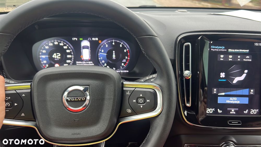 Volvo XC 40 - 10