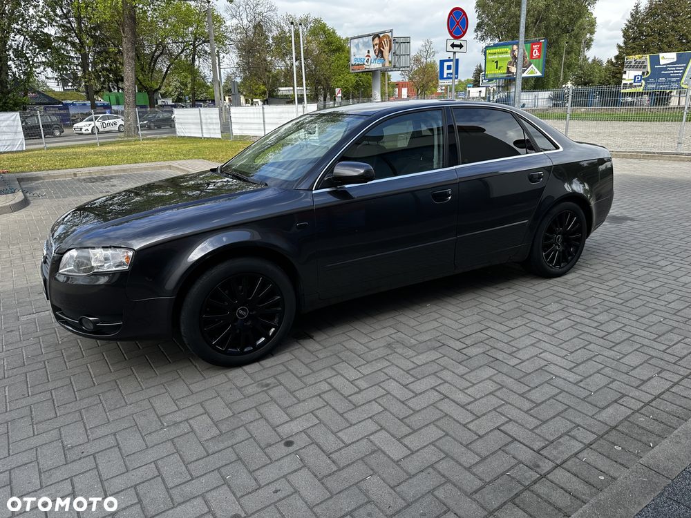 Audi A4 Limousine - 20