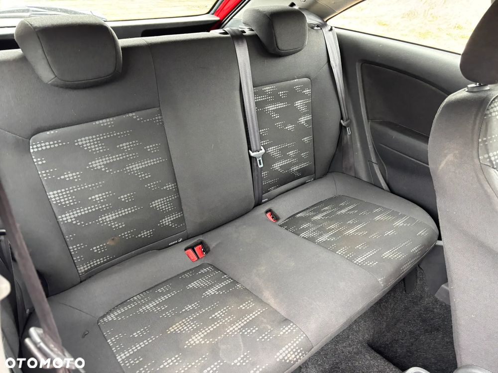 Opel Corsa 1.2 16V Edition / Active - 19