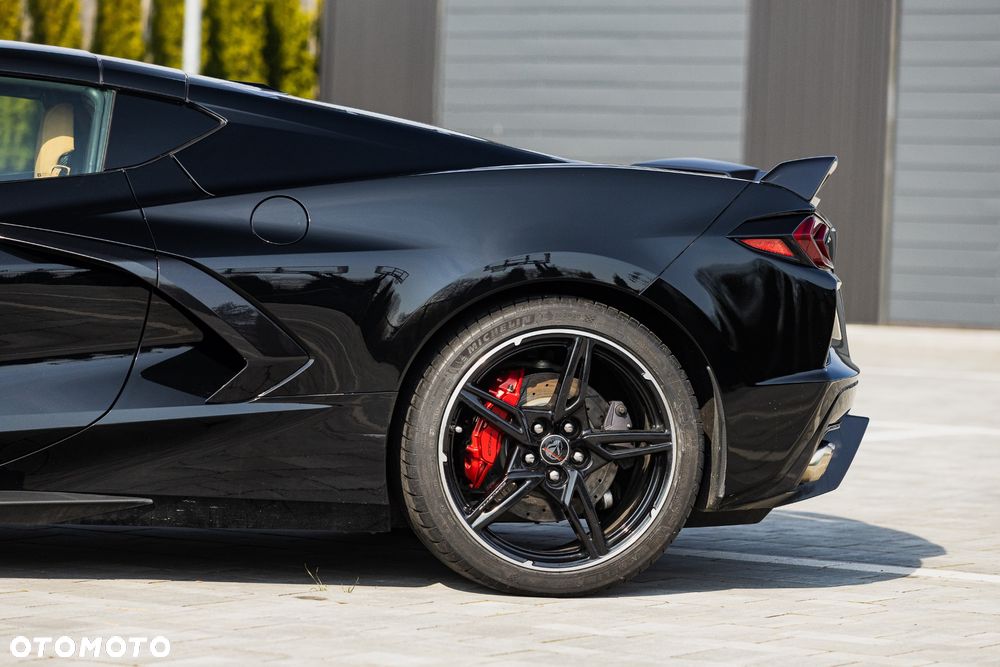 Chevrolet Corvette Stingray 3LT 6.2 V8 Automatik - 12