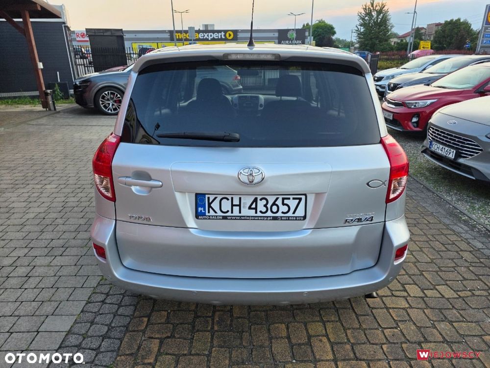 Toyota RAV4 2.0 4x4 Automatik - 10