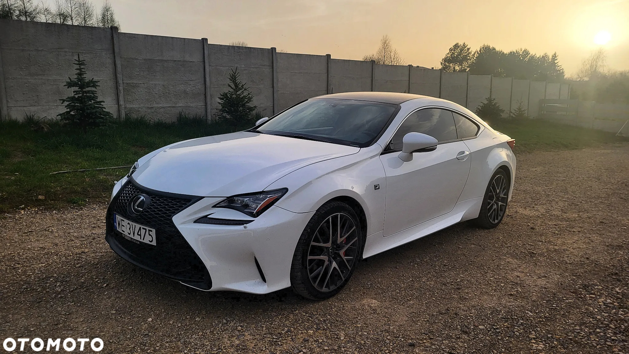 Lexus RC - 4