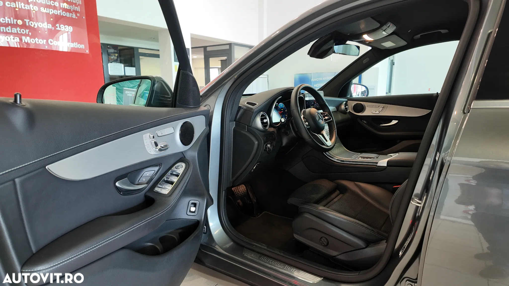 Mercedes-Benz GLC 220 d 4Matic 9G-TRONIC - 11