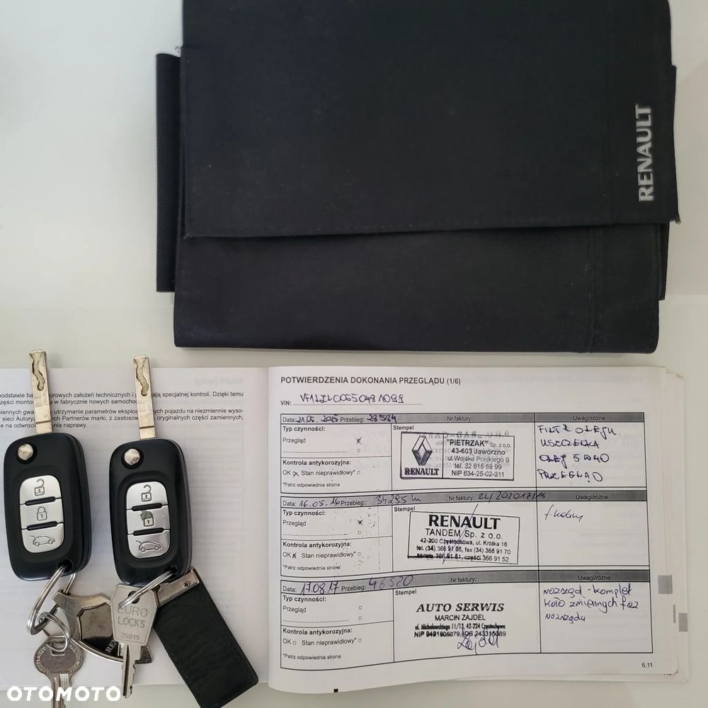 Renault Fluence 1.6 16V Techno Feel - 21