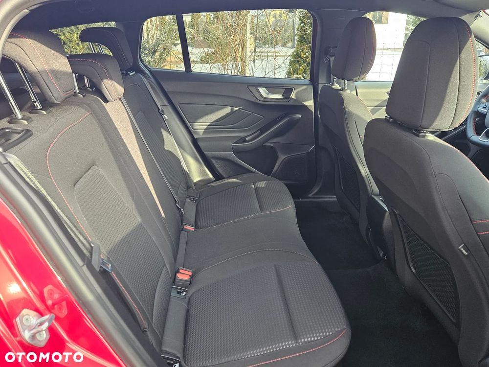 Ford Focus 1.5 EcoBoost Titanium ASS - 20