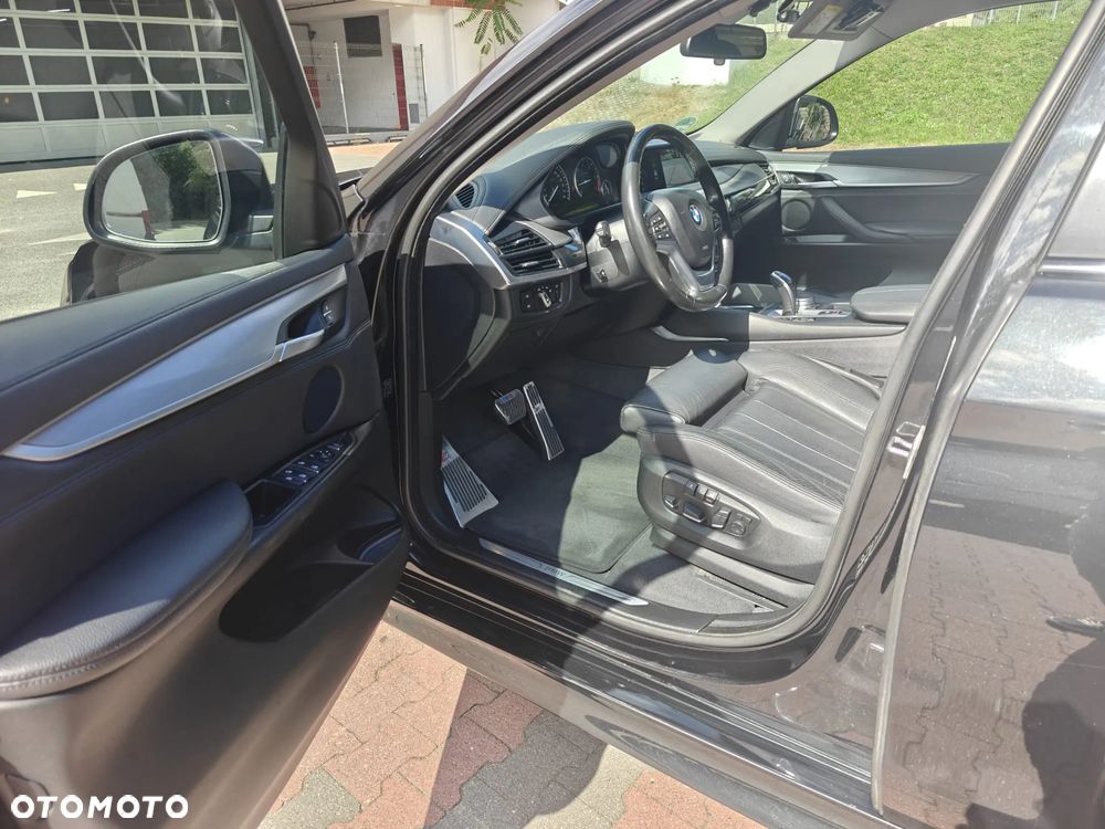 BMW X6 xDrive40d - 13