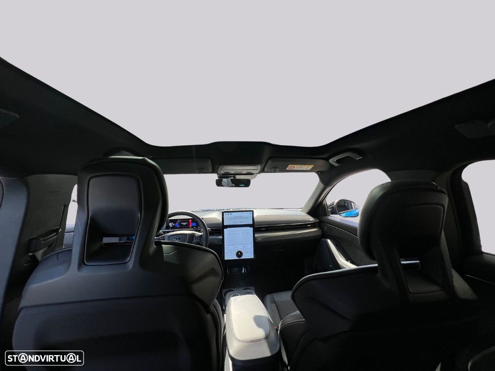 Ford Mustang Mach-E GT AWD - 17