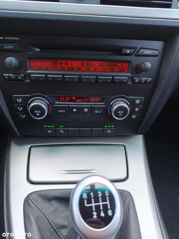 BMW Seria 3 320d - 10