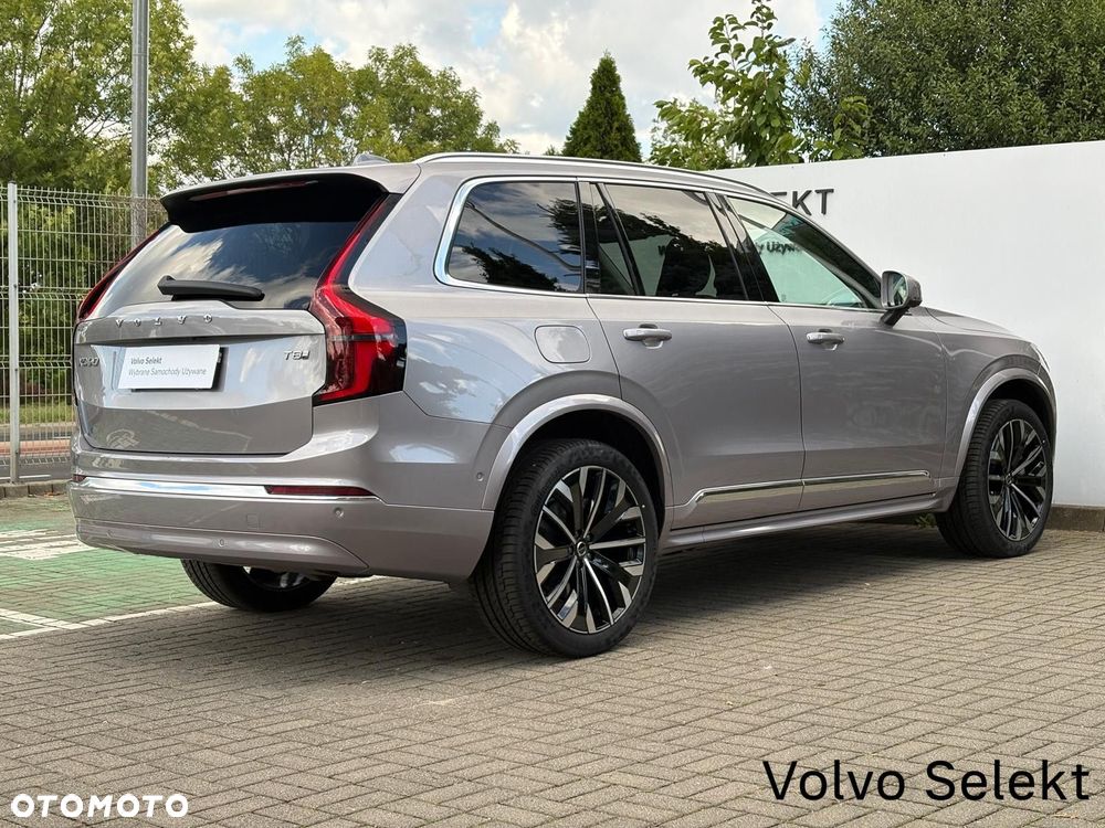 Volvo XC 90 - 9