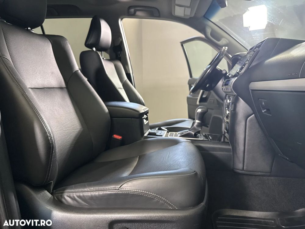 Toyota Land Cruiser 2.8l D-4D 204 CP A/T 7 locuri Luxury AVS Black - 12