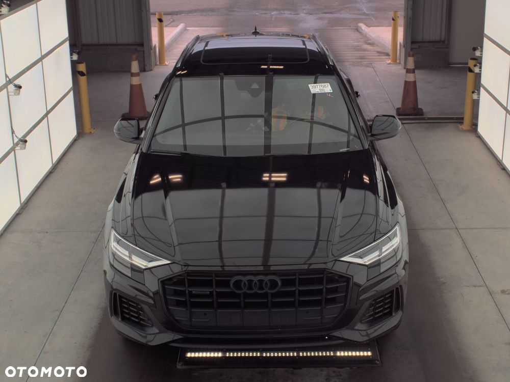 Audi Q8 55 TFSI quattro tiptronic - 2