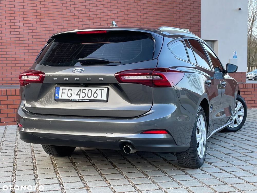 Ford Focus 1.5 EcoBlue Start-Stopp-System TITANIUM STYLE - 8