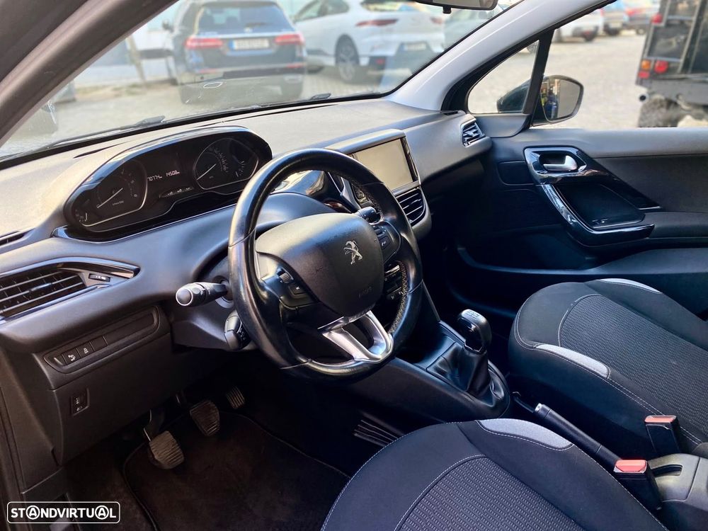 Peugeot 208 1.6 BlueHDi Allure - 12