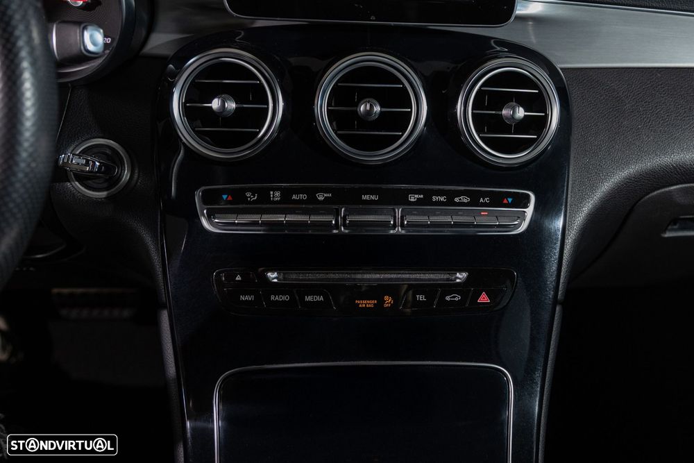 Mercedes-Benz GLC 250 d Coupé AMG Line 4-Matic - 17