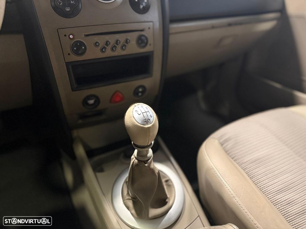 Renault Mégane Break 1.5 dCi Privilège Luxe - 12