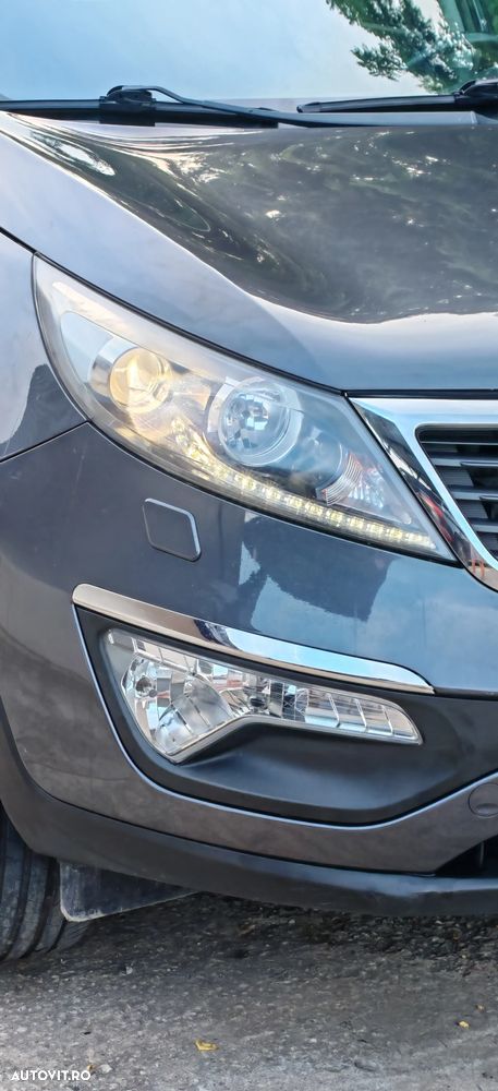 Utilizat Kia Sportage 2013 - 8 000 EUR, 247 900 km - Autovit.ro