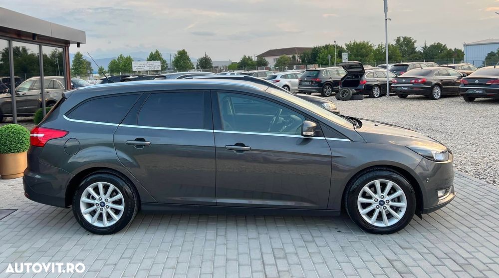 Ford Focus 1.6 TDCi DPF Start-Stopp-System Titanium - 11