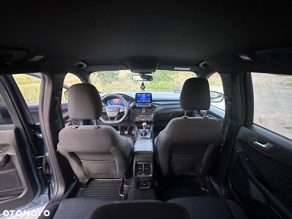 Ford Kuga - 13