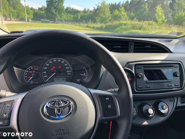 Toyota Yaris 1.0 Life - 6