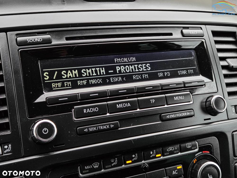 Volkswagen Multivan - 31