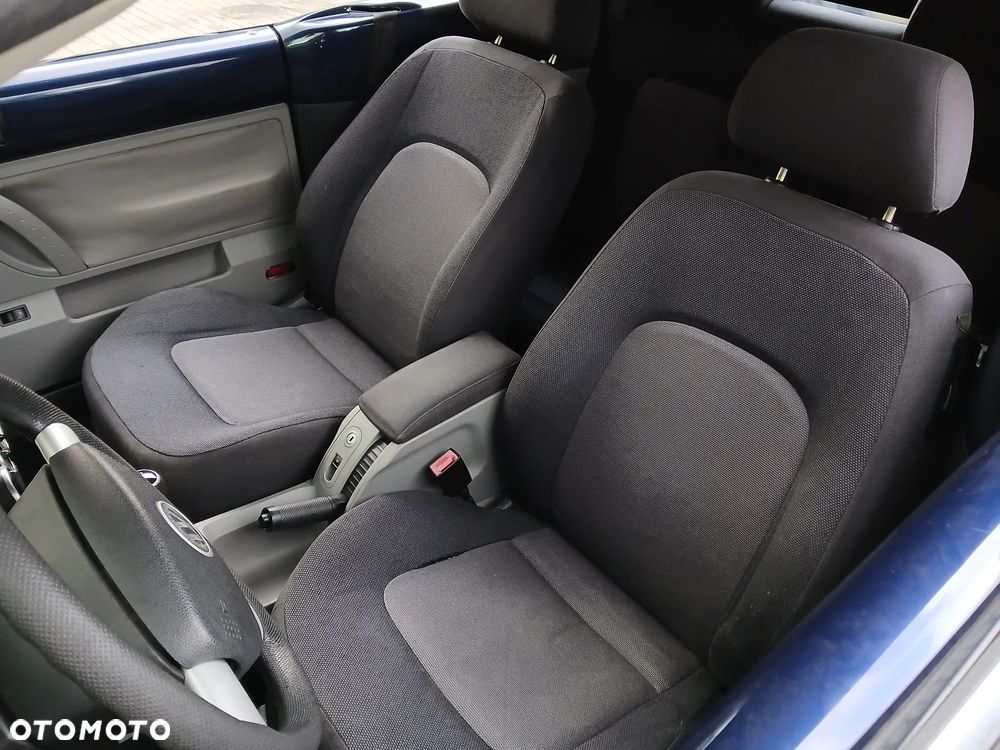 Volkswagen New Beetle 1.6 - 20
