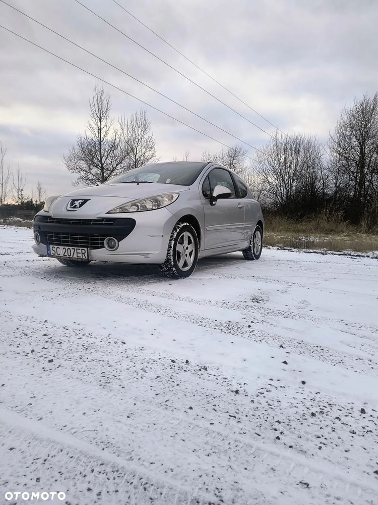 Peugeot 207 1.4 16V Trendy - 6