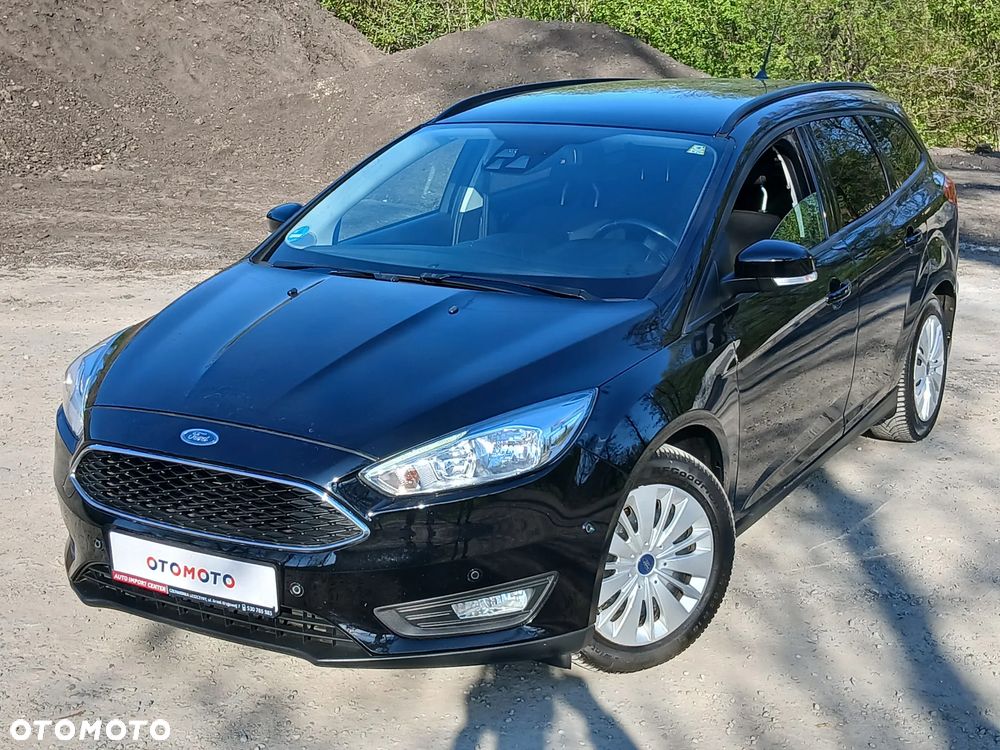 Ford Focus 1.0 EcoBoost STart-Stopp-System TITANIUM - 1