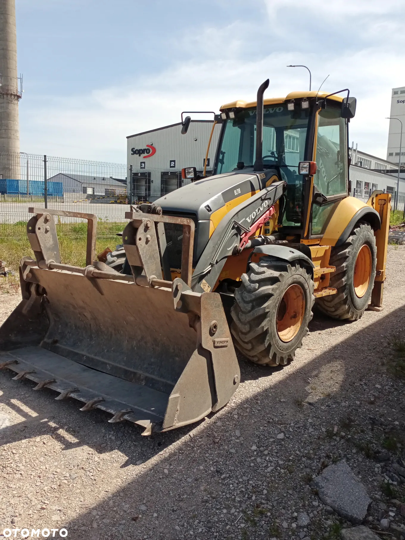 Volvo BL71B - 2