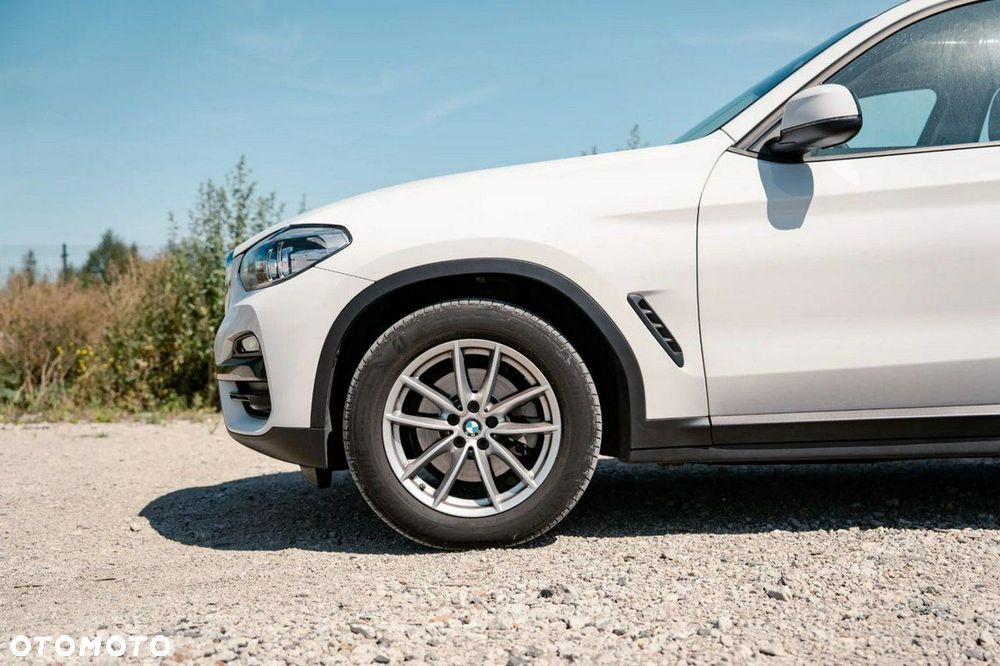 BMW X3 xDrive20i - 11