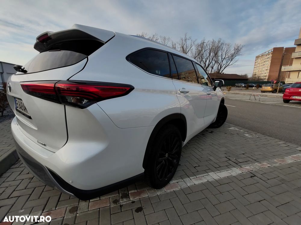 Toyota Highlander 2.5 L Dynamic Force 248CP Luxury Pearly - 14