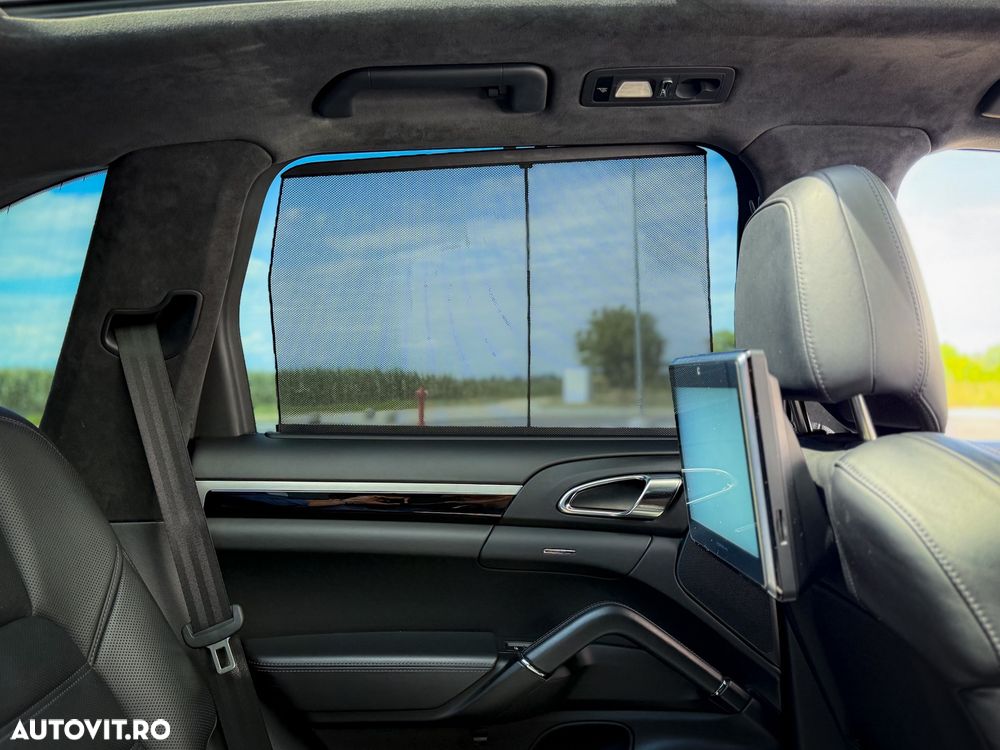 Porsche Cayenne Turbo S Tiptronic S - 22