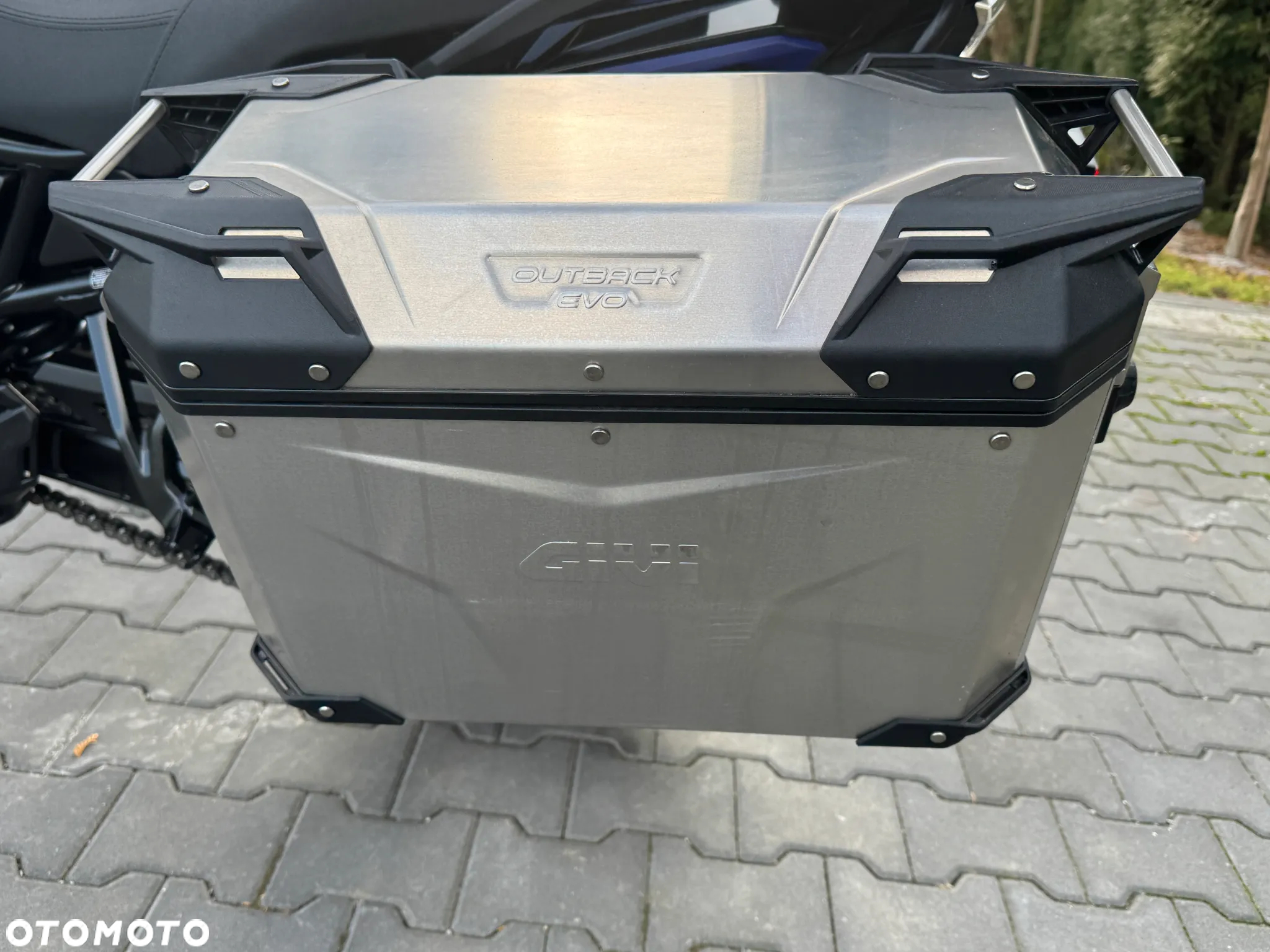 Suzuki DL - 32