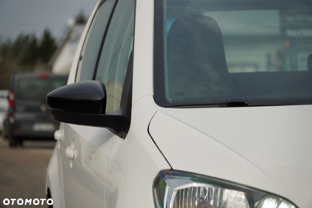 Volkswagen up! - 29