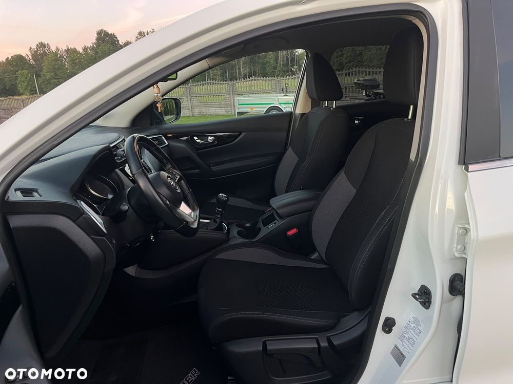 Nissan Qashqai 1.3 DIG-T Acenta - 19