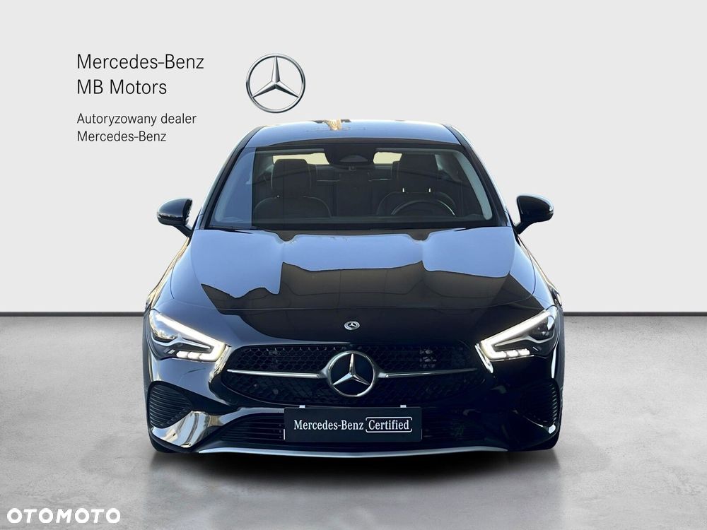Mercedes-Benz CLA - 9